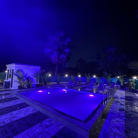 Stayhaven Aqua With Pvt Theatre & Pool 孟买 外观 照片